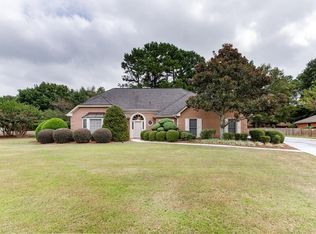 390 Singletree Trce, Alpharetta, GA 30004