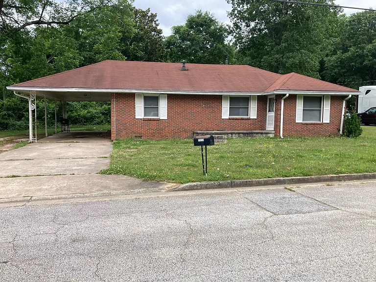 1631 Rice Rd — Photo 1