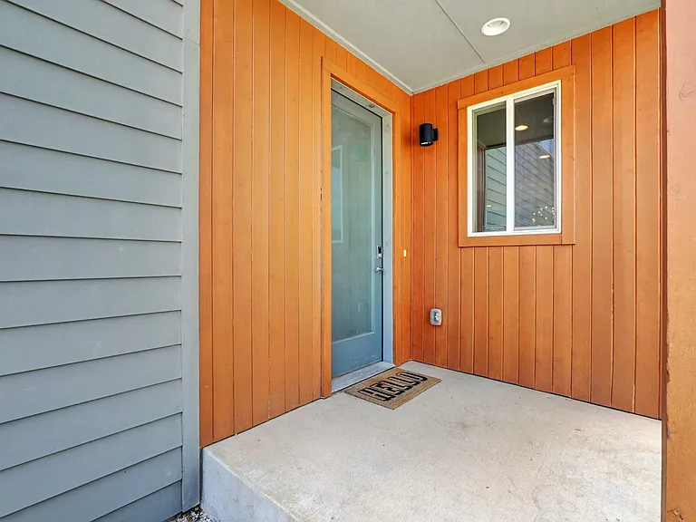 3108 Aldwyche Dr — Photo 2