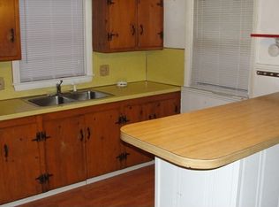 246 Thames St, Bristol, RI 02809