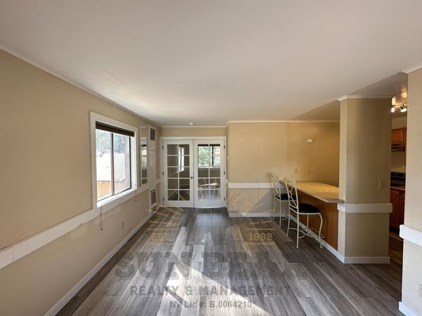 872 Tanager St #28
