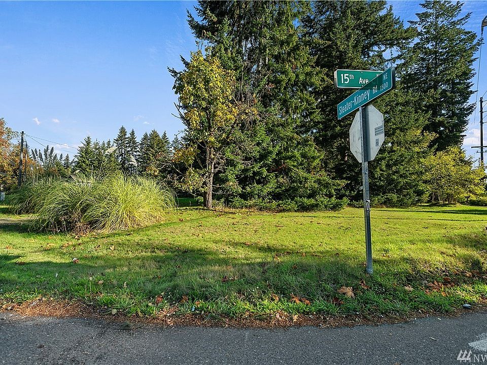 1st image of 4116 & 4118 15th Ave NE