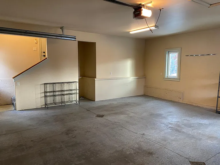 821 Broad St — Photo 61
