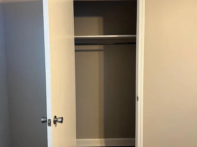 122 Forest Ave — Photo 15