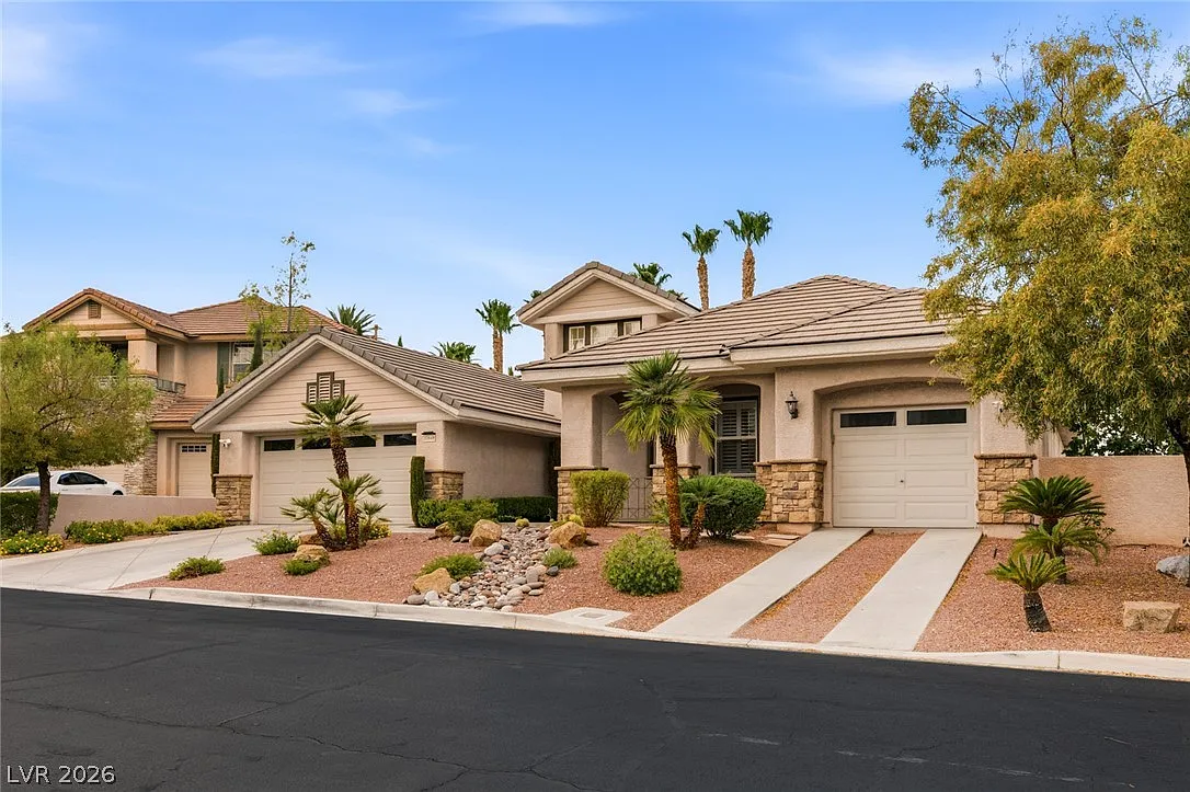 4 bed, 3.5 bath, 3364 sqft, $9,000 — Photo 2