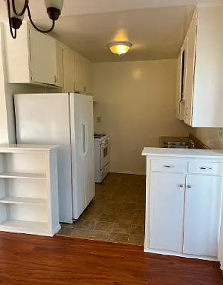 1607 N Harvard Blvd #1 — Photo 2