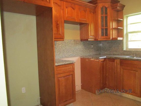 3rd image of 17025 NW 51st Pl