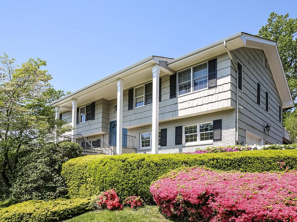 1st image of 21 Penny Ln