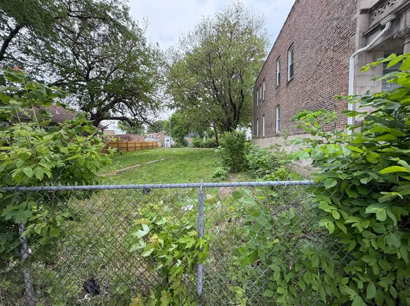 6747 S Sangamon St, Chicago, IL 60621