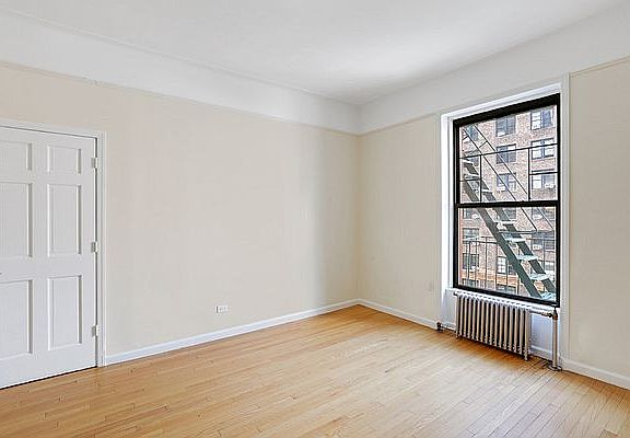 4th image of 53 W 72nd St APT 7H