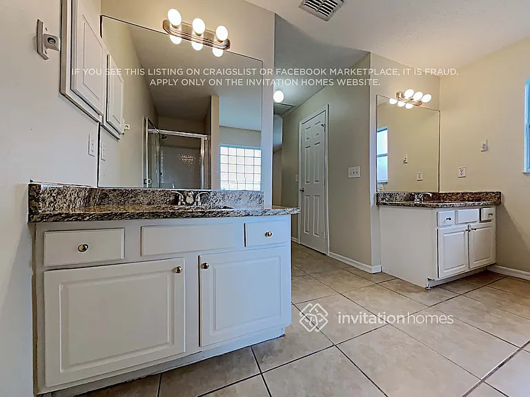 409 NW Concord Dr — Photo 16
