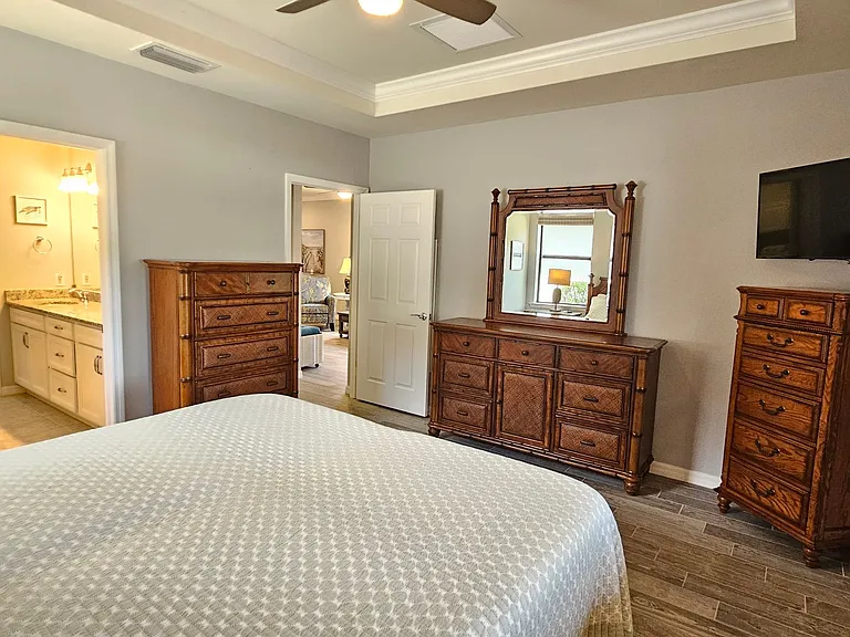 13858 Campoleone St — Photo 40