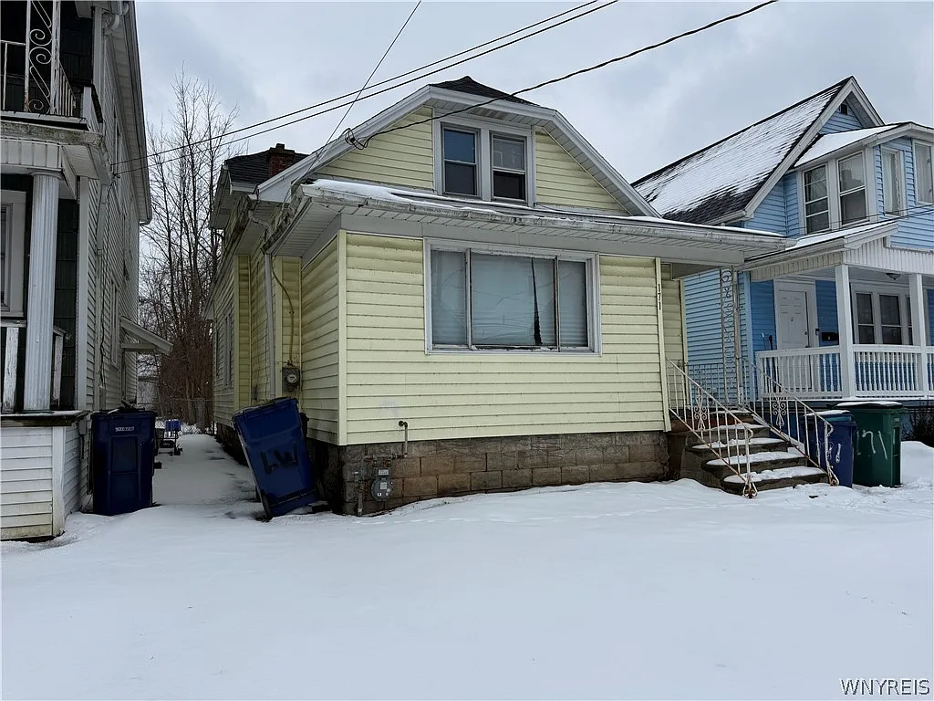 171 Roesch Ave photo 1