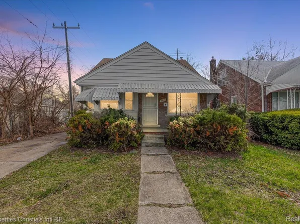 7816 Fielding St, Detroit, MI 48228