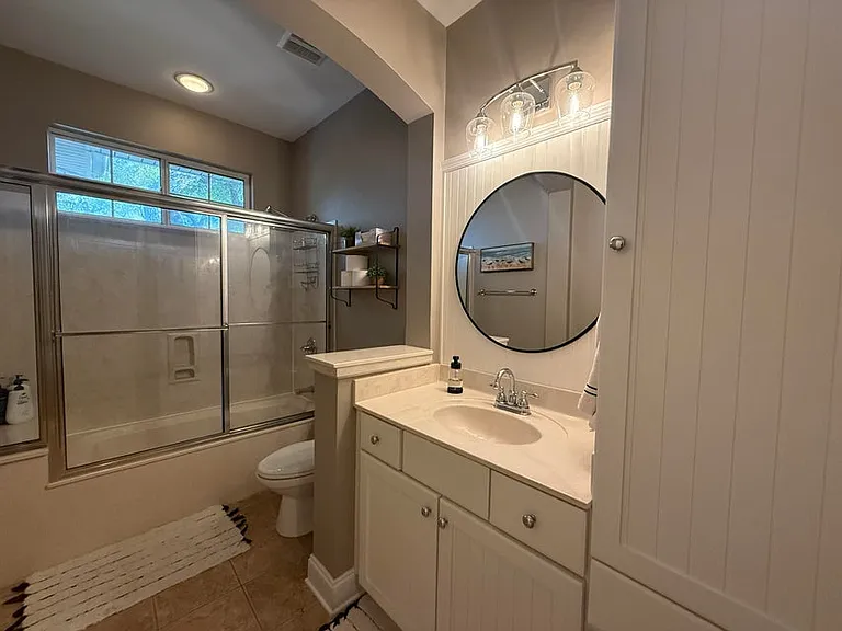 4410 Windlake Dr — Photo 28