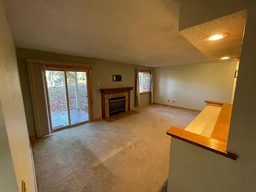 112 Grenadier Ct Photo 1