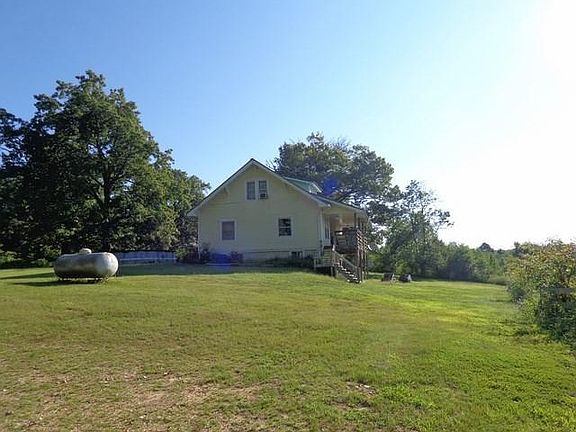 3rd image of 6859 County Road 8240