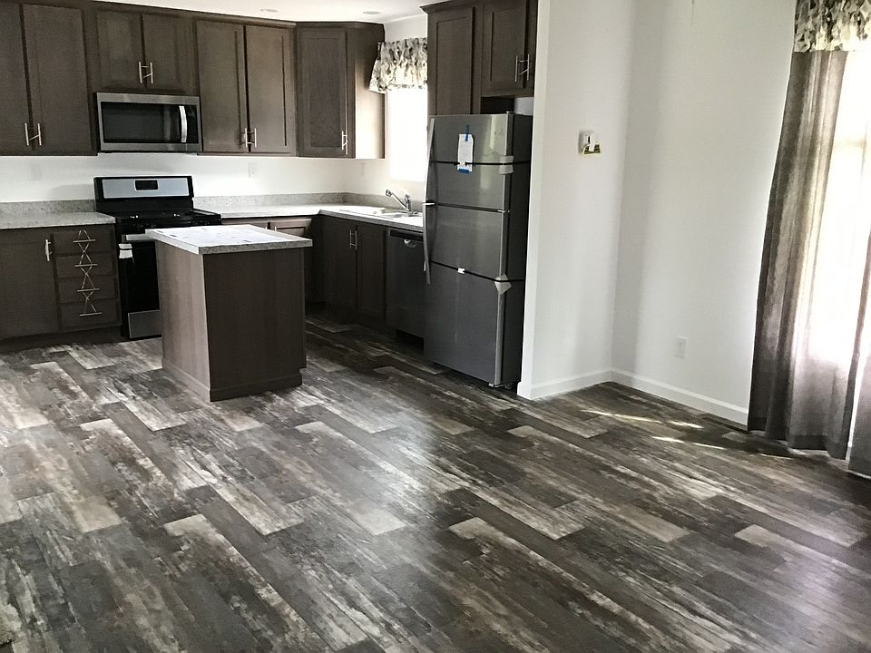 1st image of 2 Willow Dr #299