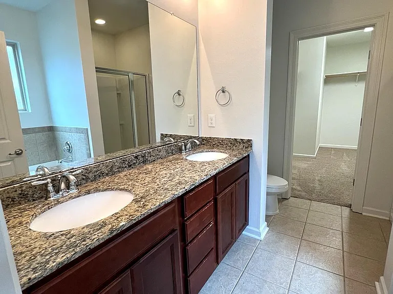 1439 Granby Dr — Photo 5