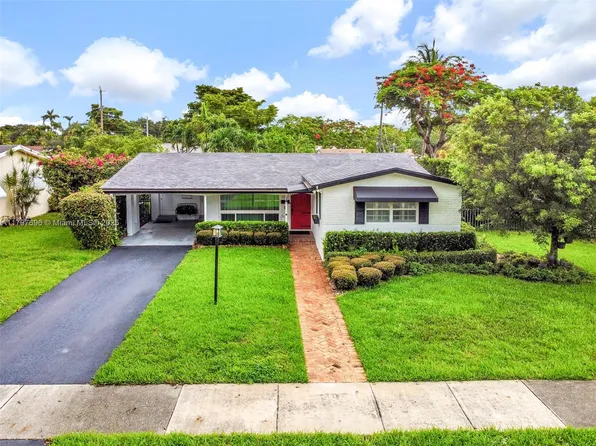 3921 Roosevelt St, Hollywood, FL 33021