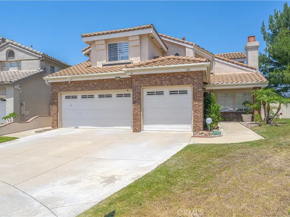 1011 S Mountcrest Ct, Anaheim, CA 92808