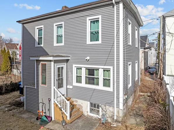 1 Warwick St, New Bedford, MA 02740