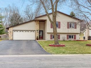 10331 Zinran Ave S, Bloomington, MN 55438