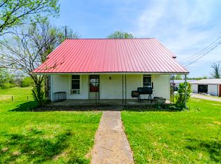 1081 Johnson Rd, Lawrenceburg, KY 40342