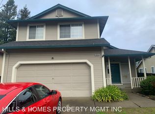 2315 S Hampton Cir, Santa Rosa, CA 95401