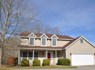 2213 Samantha Cir, Paintsville, KY 41240