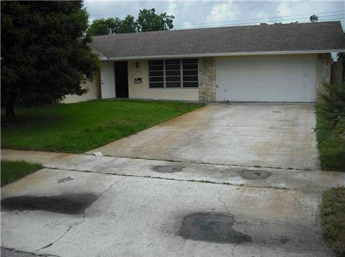 1st image of 4420 NW 4th Ct