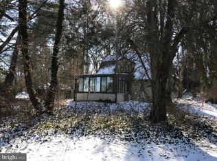 126 Valley Rd, Lancaster, PA 17601