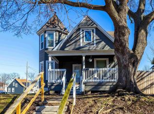 1221 Brown St, Davenport, IA