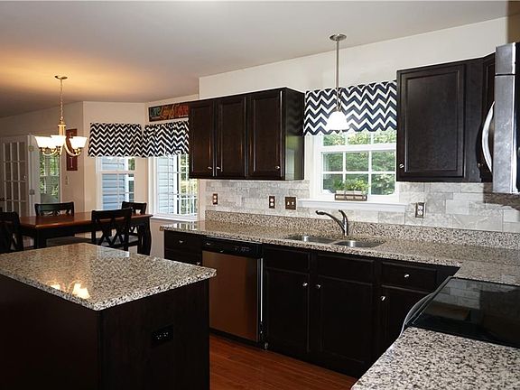3rd image of 8281 Smacks Run Creek Ln