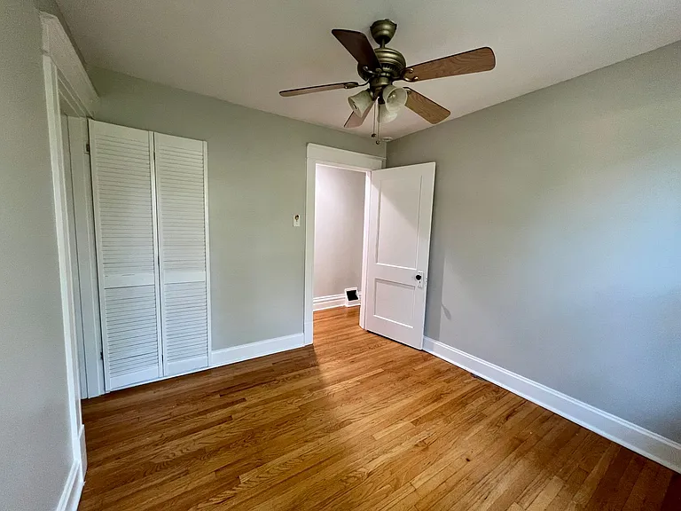 6114 Columbia Ave — Photo 33