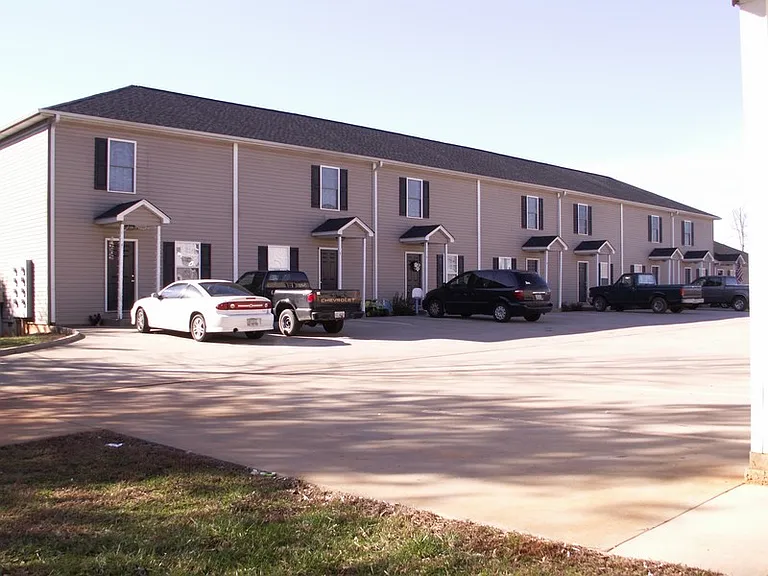 120 Cardinal Ct #C — Photo 19