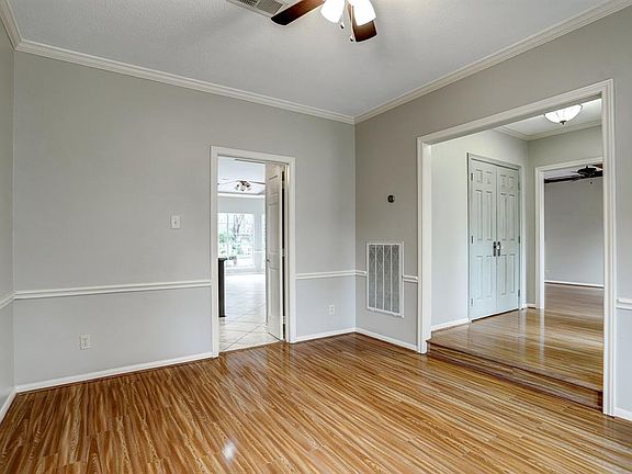 5th image of 5523 Sycamore Creek Dr