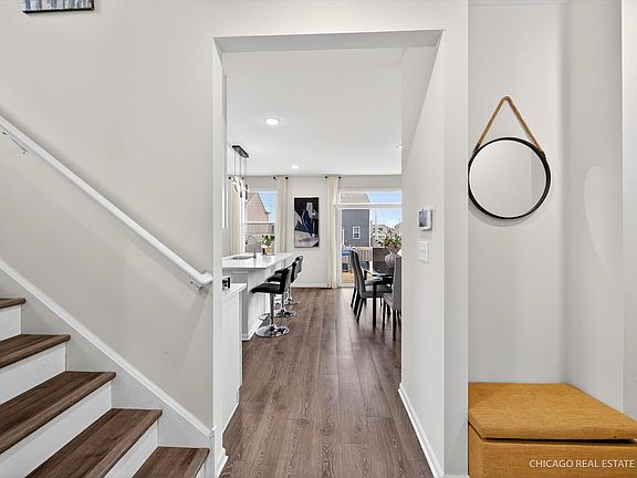 5th image of 1571 Middleton Rd