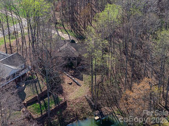 5th image of 150 Kester Dr