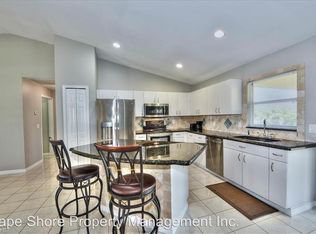 1205 SW 39th St, Cape Coral, FL 33914