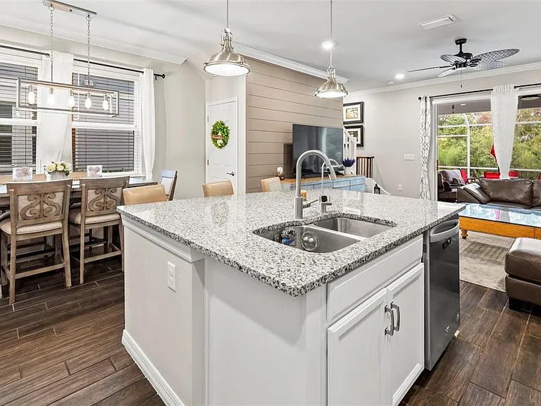2872 Grand Kemerton Pl — Photo 13