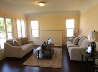 1626 W 70th St, Los Angeles, CA 90047