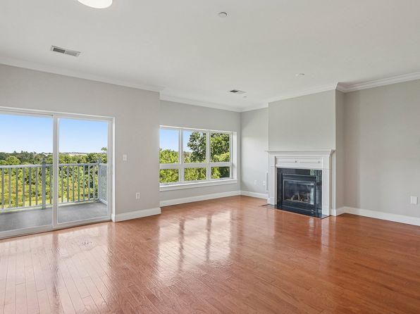 525 Pawtucket Blvd UNIT 604