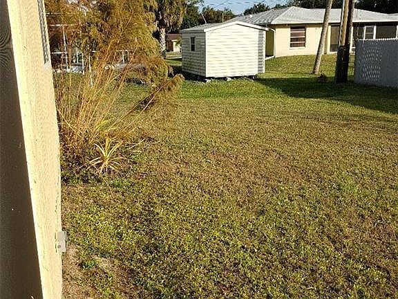 3rd image of 993 Dupin Ave