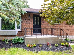 741 Maryland Ave #1A, Peterborough, ON K9J4P5