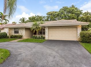 8623 NW 47th Dr, Pompano Beach, FL 33067
