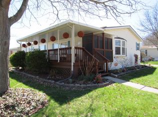 78 Periwinkle Dr, Olmsted Falls, OH