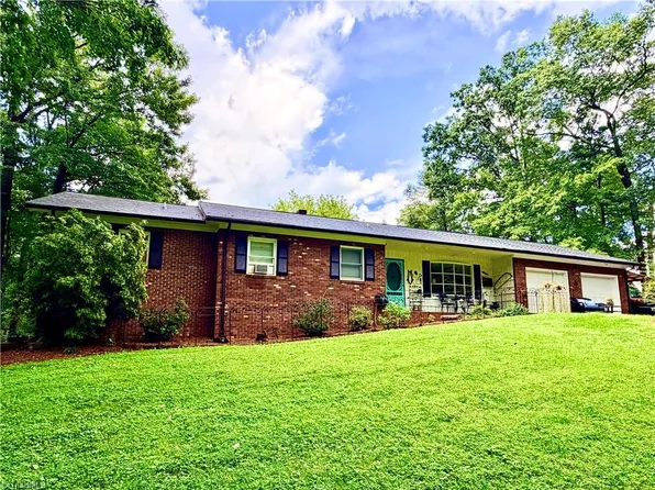 357 Holly Hill St, North Wilkesboro, NC 28659