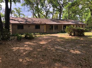 3706 Crestwood Dr, Valrico, FL 33596