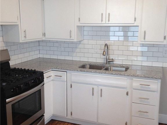4th image of 105-07 Austin Ave